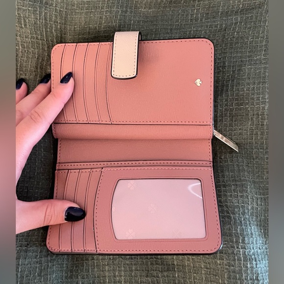 NWOT Kate Spade Madison Medium Bifold Wallet - Picture 2 of 3